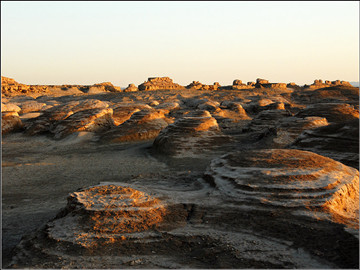 显赫一时的古楼兰神秘消失,考古3800年楼兰的消失之谜