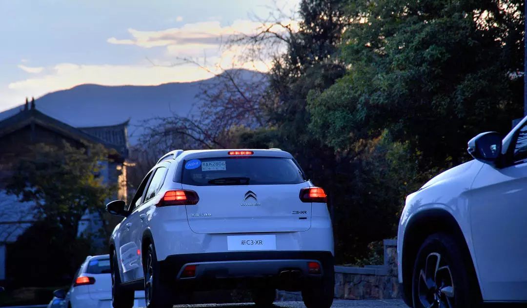 法系5081.6t油耗,和飞度油耗差不多的法系车