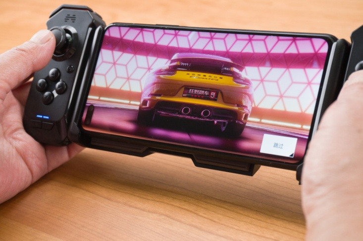 北通h2手柄和rog对比,小鸡x2手柄和北通h2哪个好