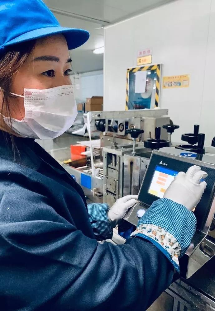 武汉封城第9天，这30张照片看得我泪流满面