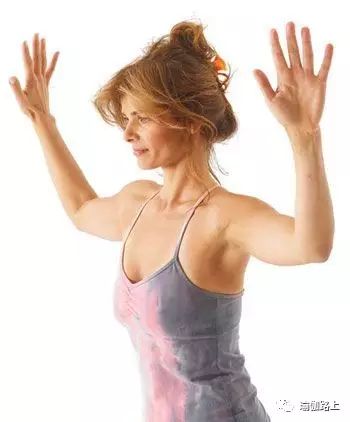 正确的24个四柱瑜伽动作,瑜伽四柱支撑小技巧