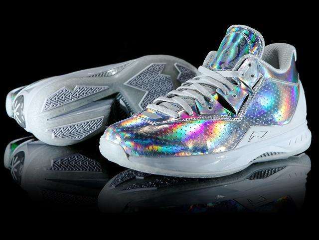 85后篮球迷创办头号炒鞋平台！估值10亿美元，屡获王思聪宣传