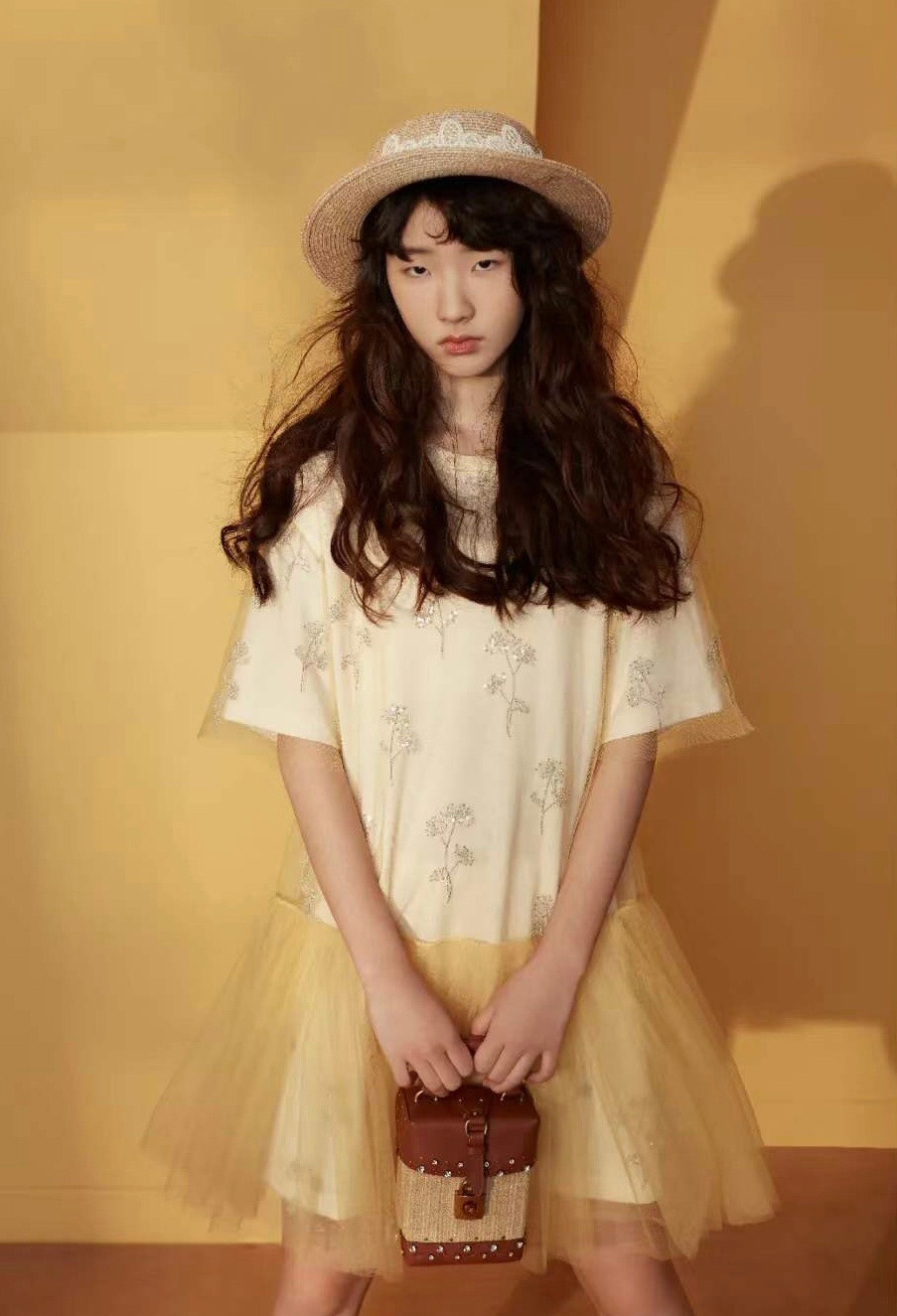 小s女儿时尚照,小s女儿最新代言广告图