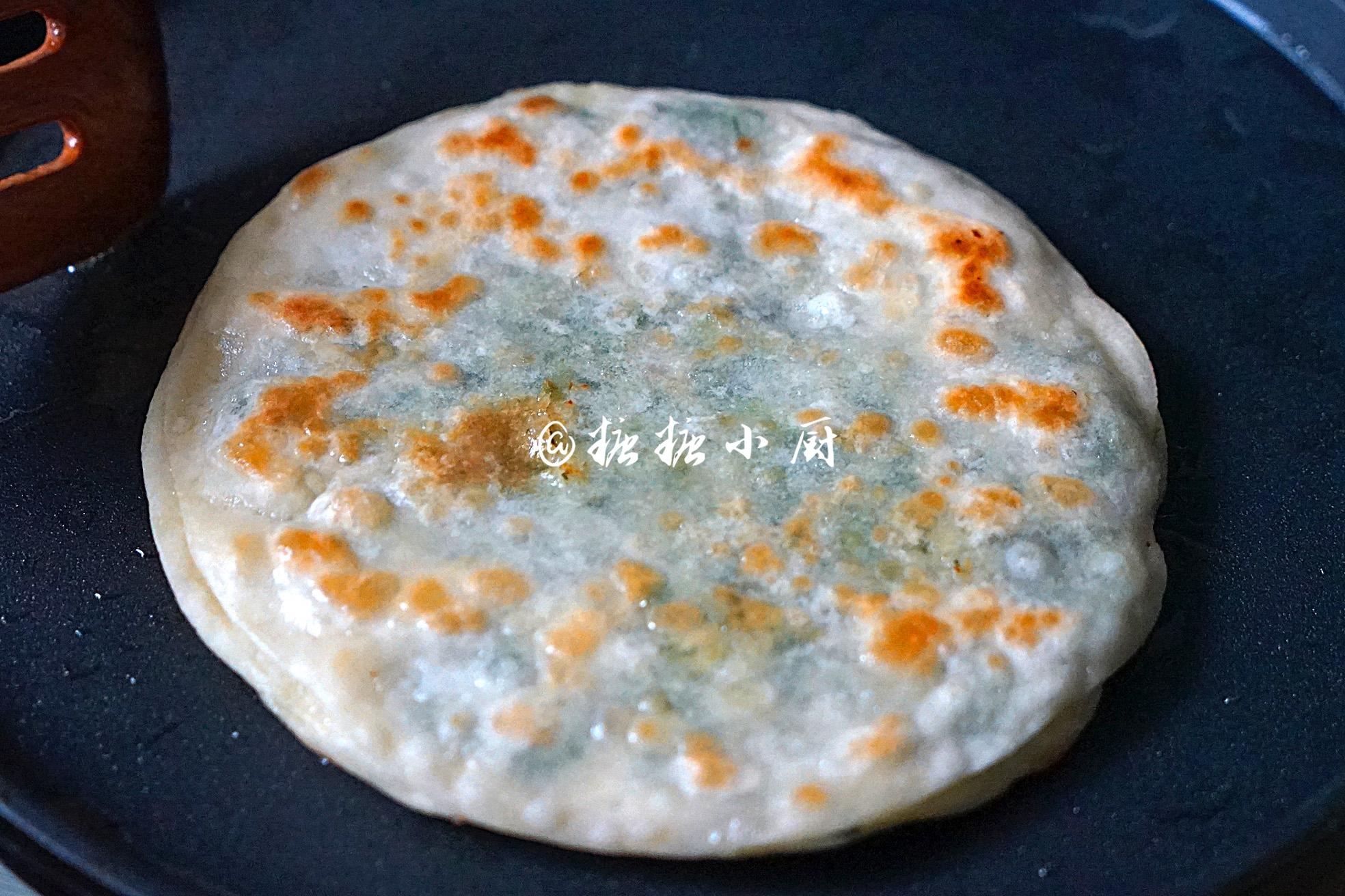 这才是馅饼最好吃的做法,早点香酥馅饼的简单做法