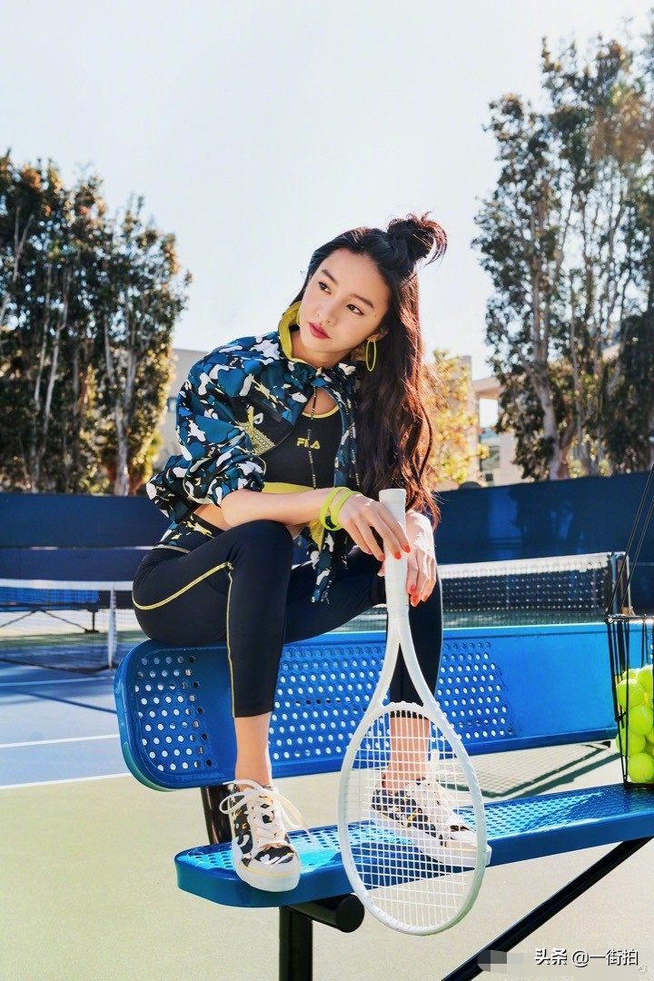 木村光希终于找对风格,运动装扮显活力,这才是17岁女孩的样子