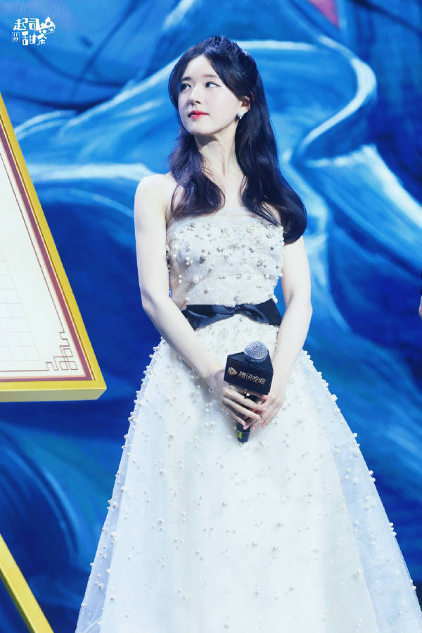 热巴杨幂刘亦菲同台,杨幂热巴刘亦菲高圆圆