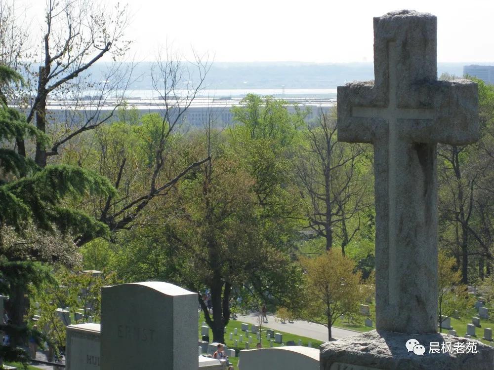 阿灵顿国家公墓站岗,阿灵顿公墓入葬标准