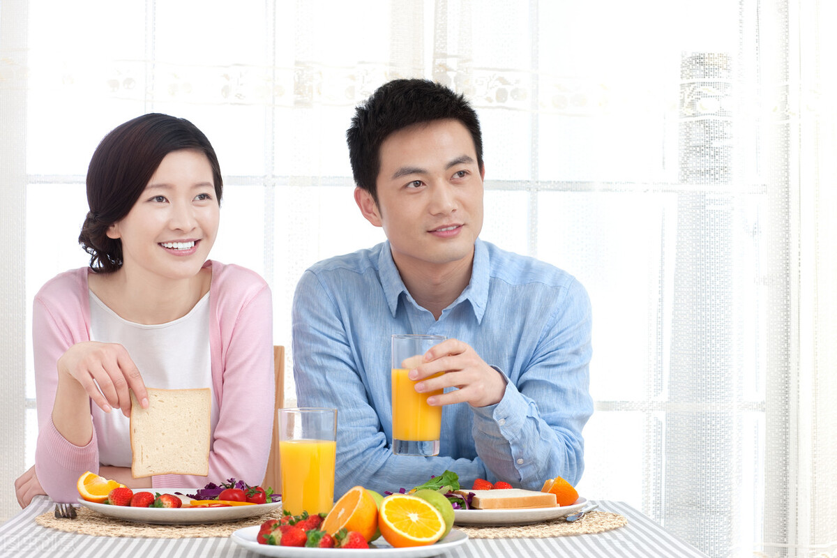 婚姻里,为什么女人总是喜欢管钱?多半是这三个原因