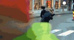 围巾女冬季百搭彩虹格子,冬季高级感彩虹围巾