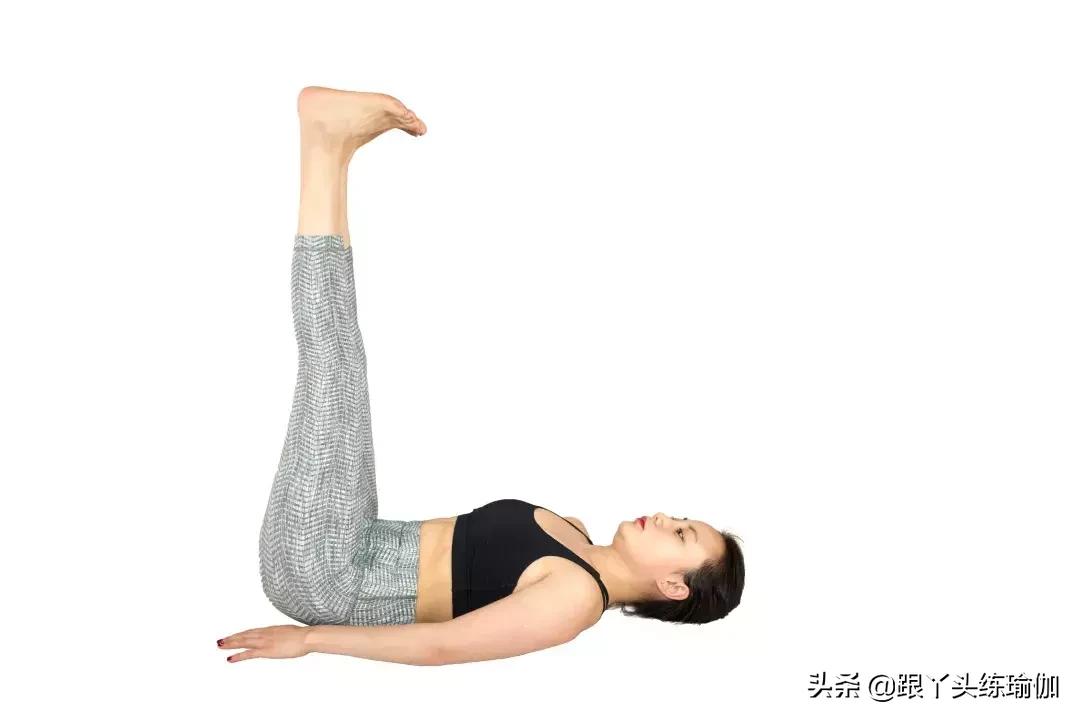 体态矫正圆肩驼背普拉提,形体改善驼背圆肩形体操