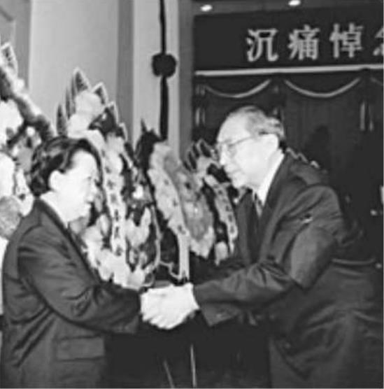 40年代,给毛主席送老虎肉的*飚耿**,后来怎么样了?