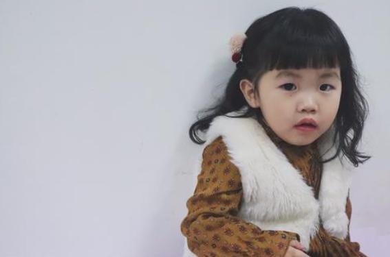 孩子犟脾气不服软的原因,孩子脾气太犟不认错属于什么性格