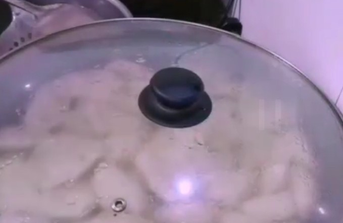 为什么煮出来的饺子容易破,为什么饺子煮破了