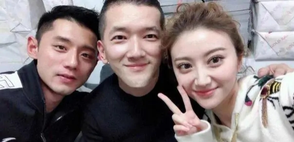 张继科刘诗雯同照,景甜张继科在刘诗雯低谷期