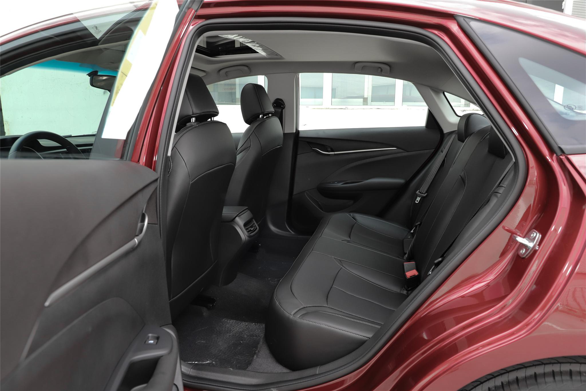 5万到8万耐用省油空间大的suv,预算10万元这几款车型值得一看