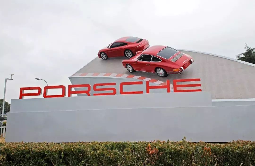 「阿拉看环境」市长说:户外广告是上海的“脸”