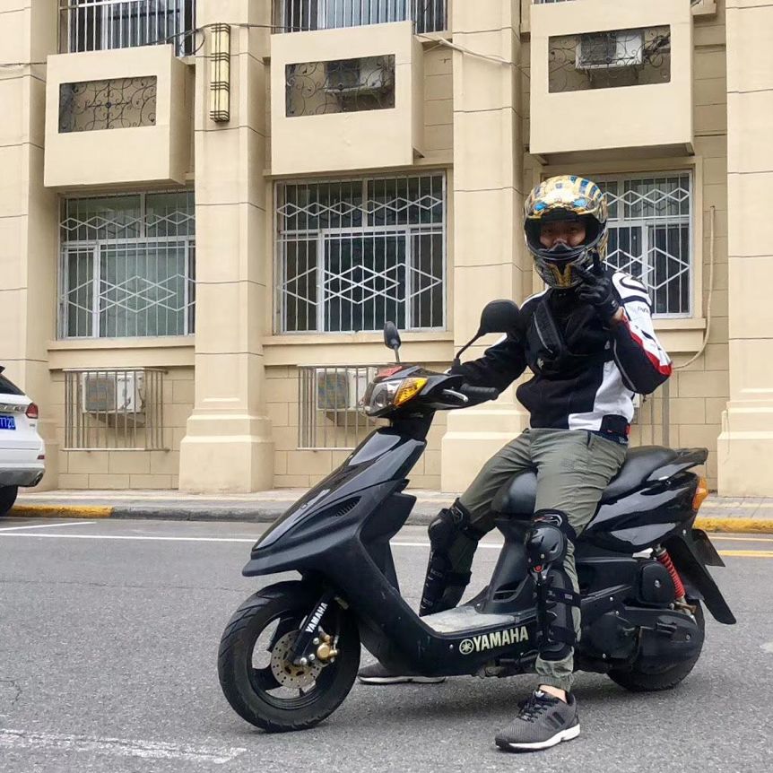 北京摩托车神越南开店，被抢上百万，替德国人改装踏板车横穿欧亚