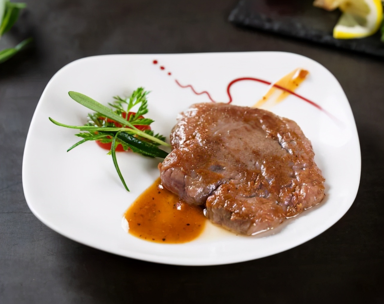 荆州绿地铂骊酒店宴会厅,荆州绿地铂骊酒店有多少房间