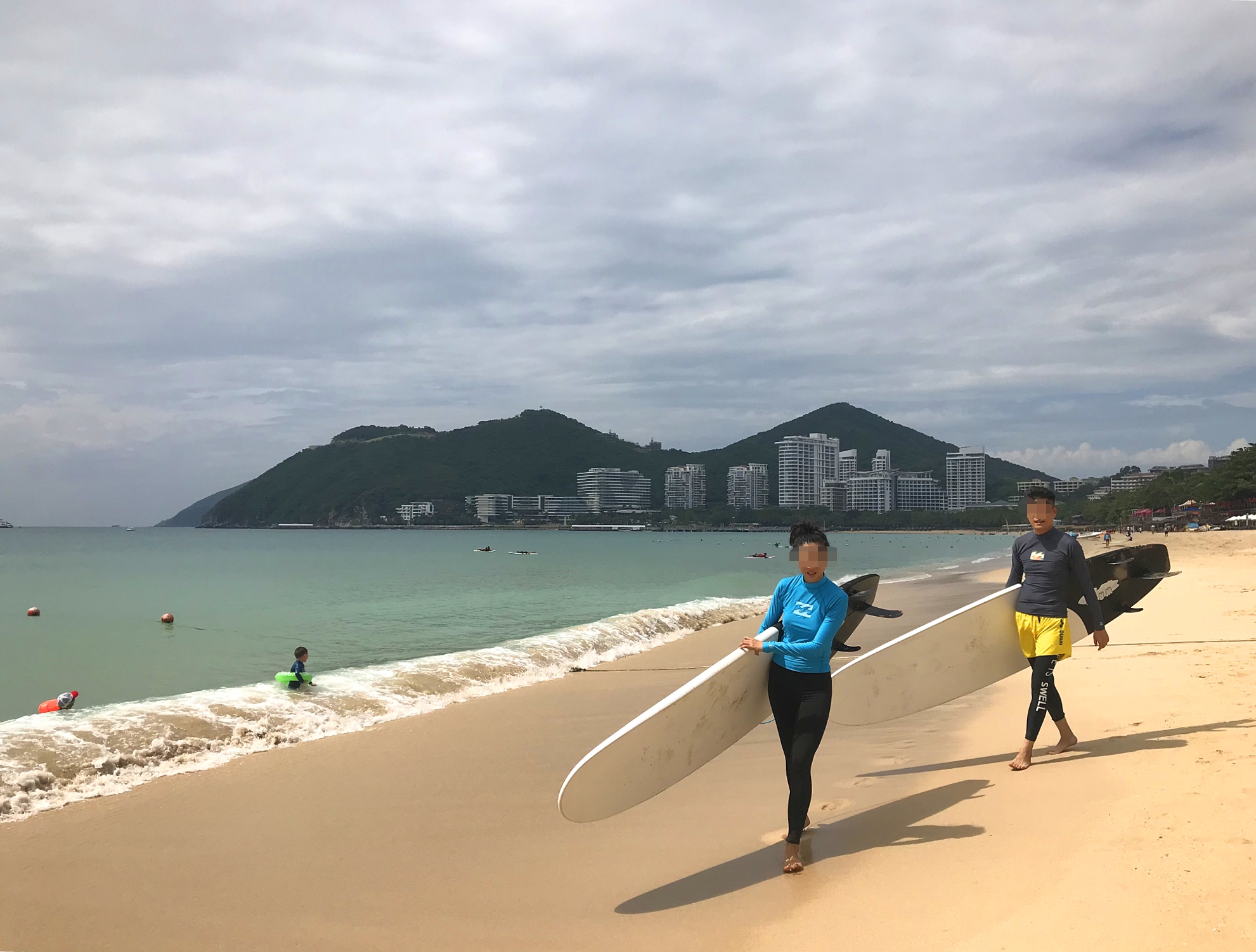 再次遇到鸡腿姑娘,偶遇鸡腿姑娘