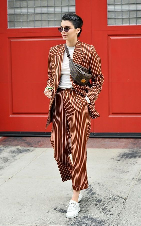 第一个大牌包包怎么买,入手的第一个大牌包包怎么选