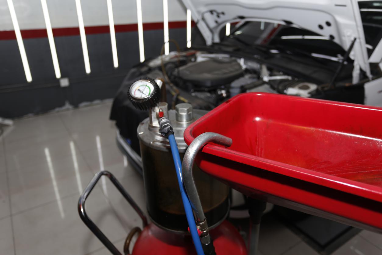 壳牌超凡喜力5w30sp能用多少公里,壳牌喜力法拉利70年合作伙伴