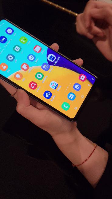 三星galaxy放大,galaxy折叠功能在哪里