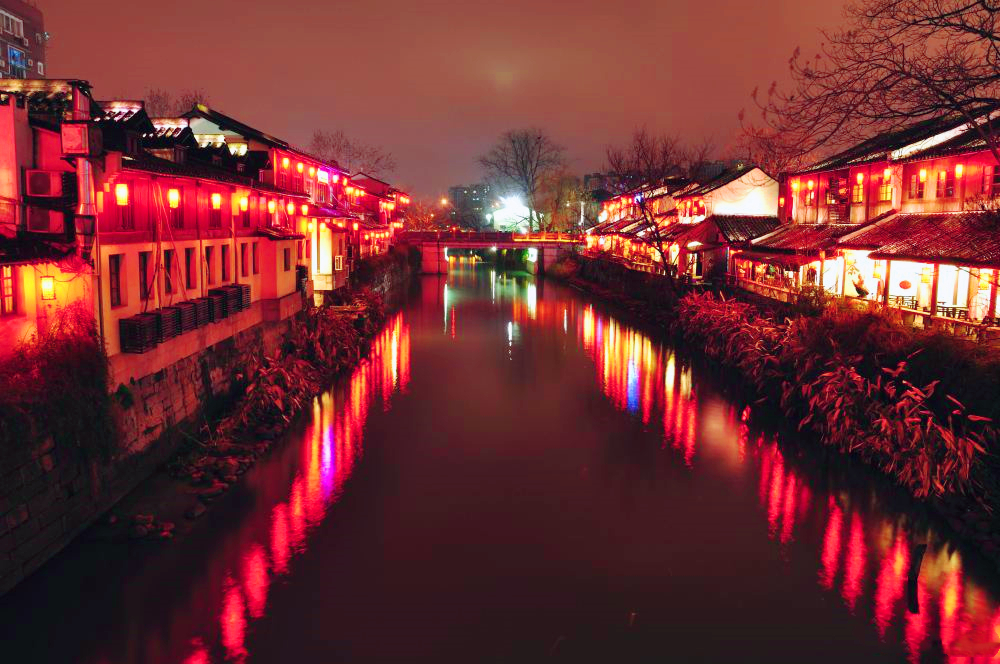 杭州比较古香古色的步行街,杭州夜里步行街哪里的最值得去