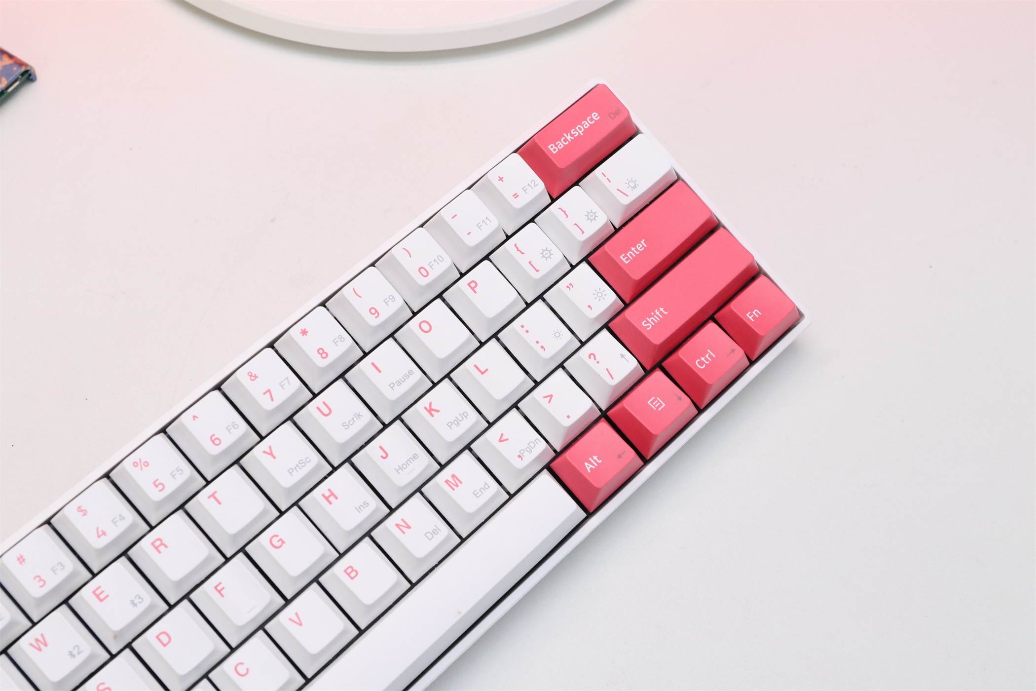 性价比超高的超薄无线键盘,性价比热插拔机械键盘推荐