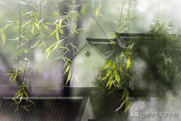 空虚寂寞无聊的女人只要有男人天天陪聊、说点情话就能沦陷