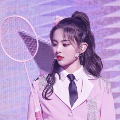 属兔的一线女明星,这四位女明星谁年轻时更漂亮