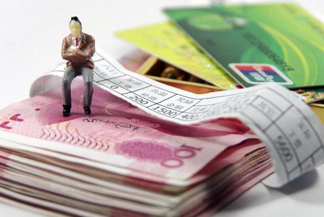 月薪多少是普通人天花板,上海月薪低于多少算穷人