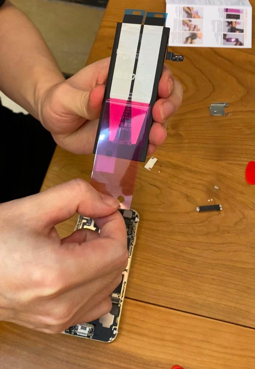 华严苛苹果11电池评测,苹果6换什么牌子的大容量电池好