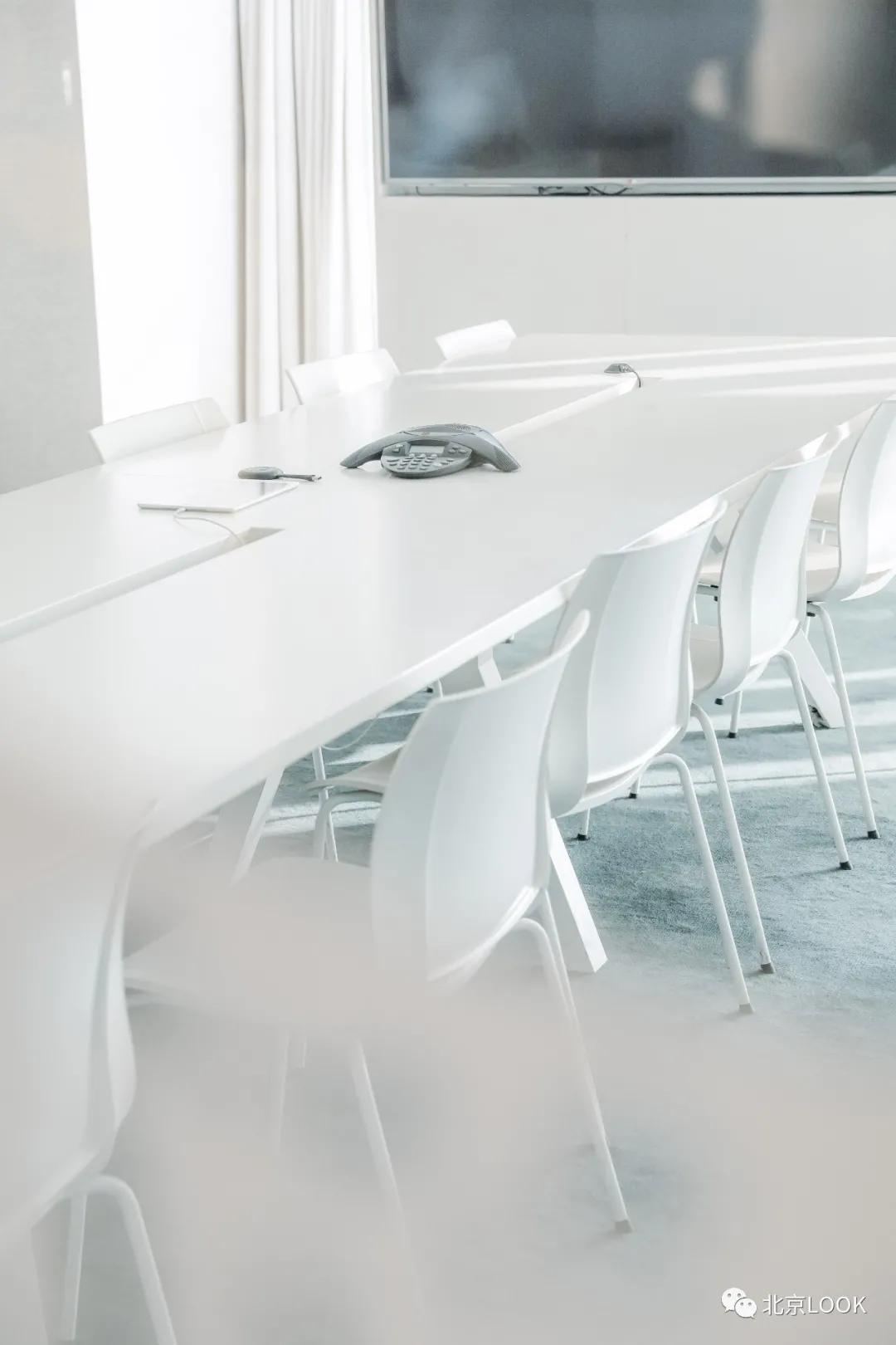 soho极简小办公室,soho北京总部设计