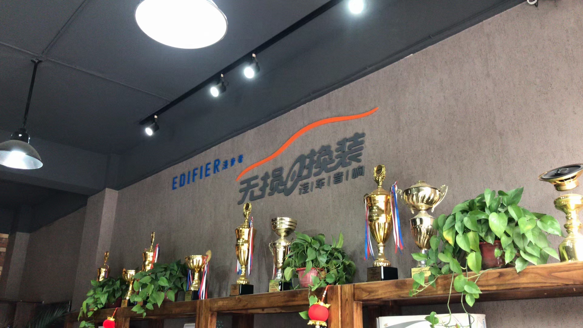 五菱mini马卡龙音响设置,五菱迷你马卡龙更换音响