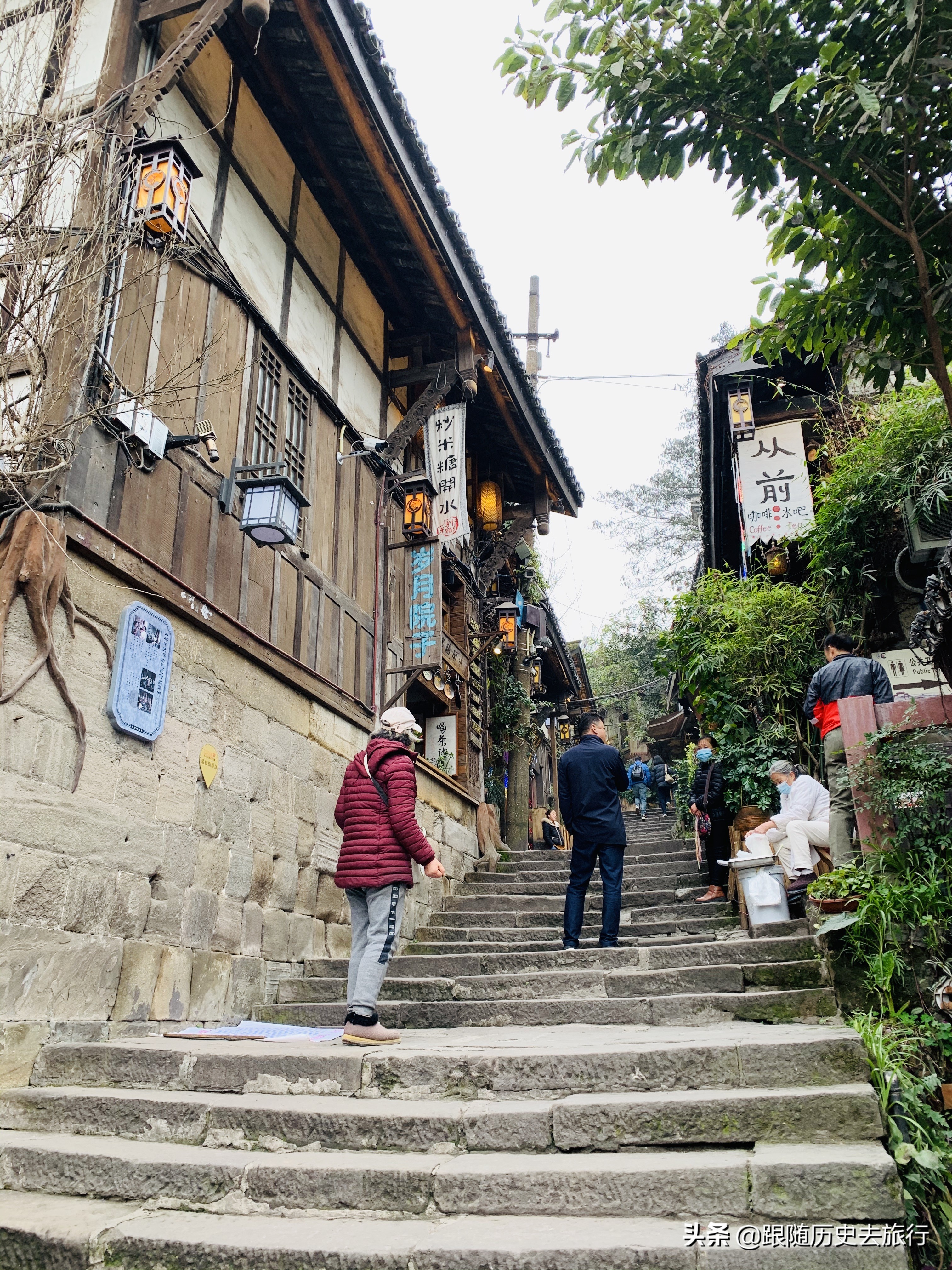 重庆旅游必去的磁器口，延绵千年古色古香，为啥却有很多人吐槽？