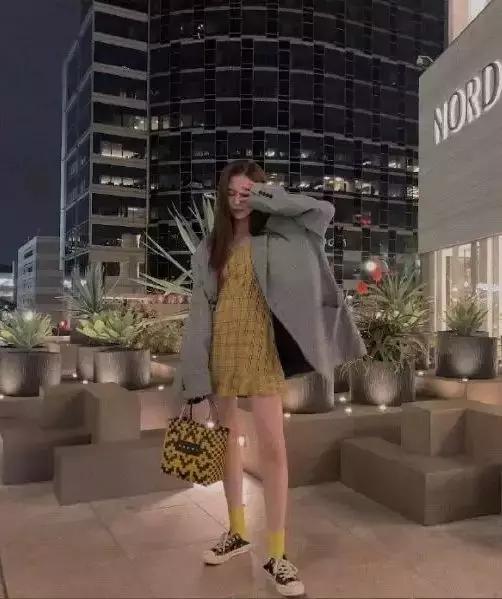 比欧阳娜娜好看的衣服,95后小花欧阳娜娜