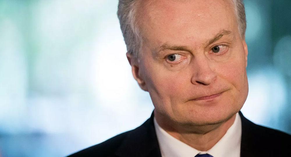 后果自负！压力之下立陶宛拒绝“通缉犯”吴钊燮，蔡英文又想窜访