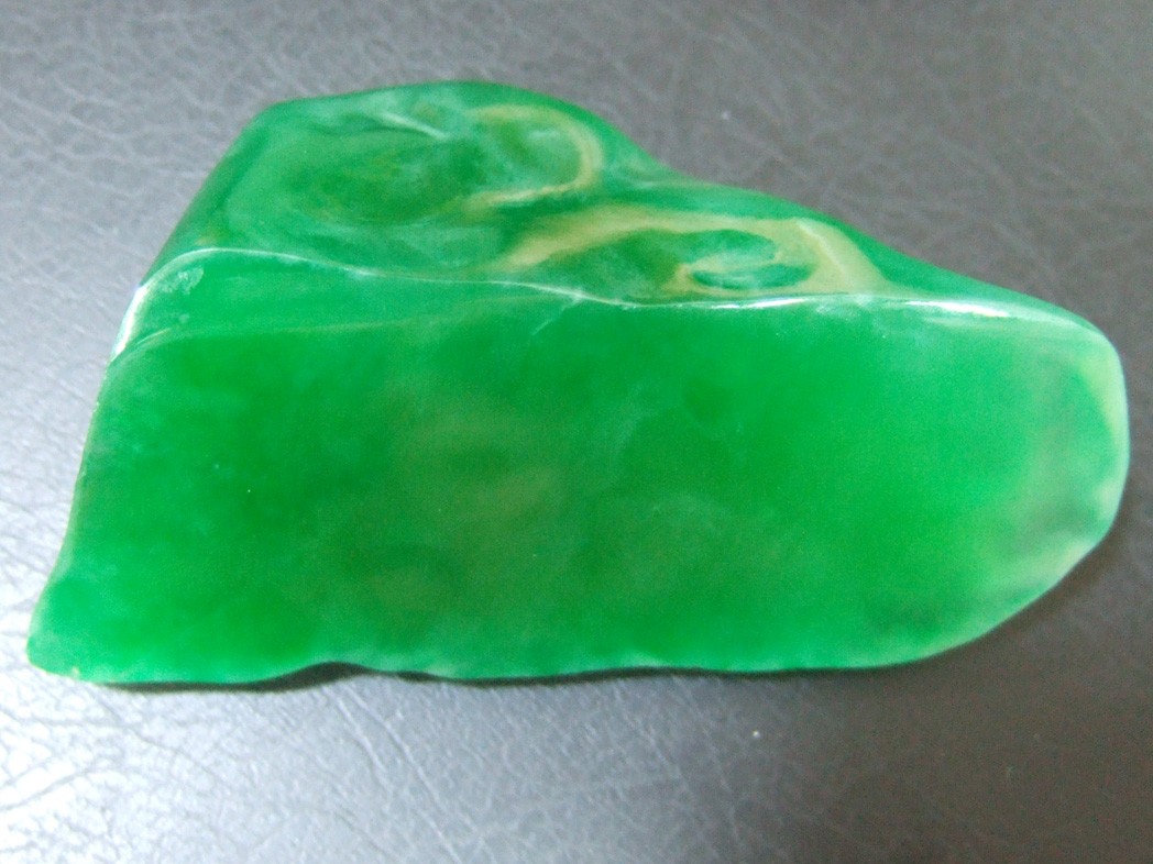 清代翡翠新鉴定标准,几千个w的翡翠