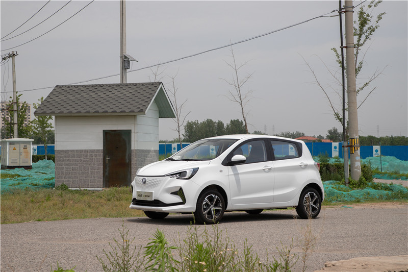 奔奔e-star多少钱值得买,长安奔奔e-star4.98万值得入手吗