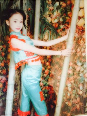 童瑶一手烂牌完整视频,视后童瑶