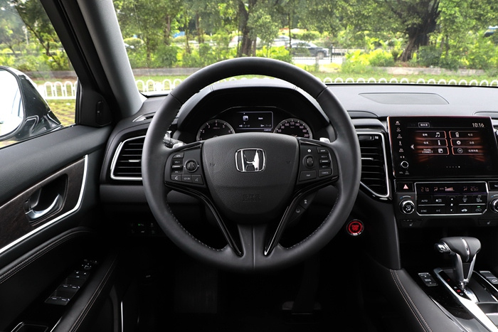 28万本田旗下的urv落地suv,本田ur-v顶配内饰