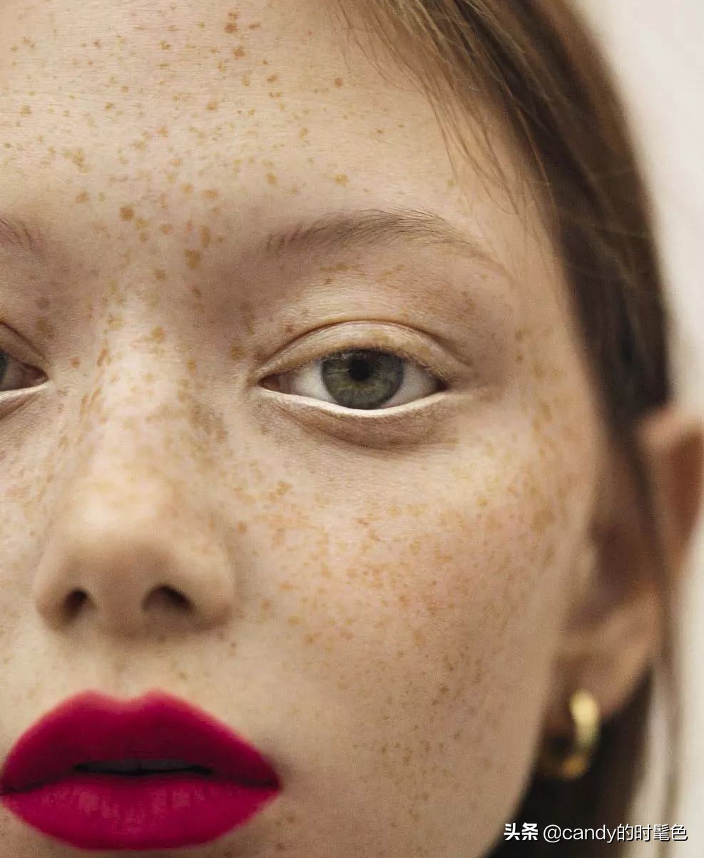 试遍全世界所有口红这10支最显白,兰蔻口红82号和132号哪个显白