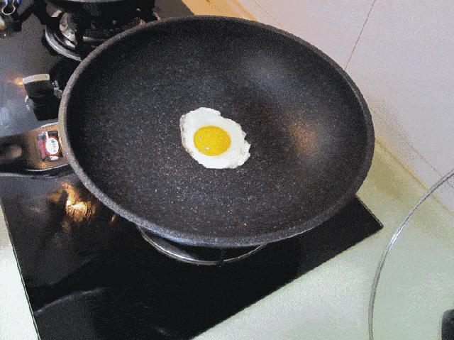 锅炒菜不香是怎么回事,炒菜不香跟锅有关系吗