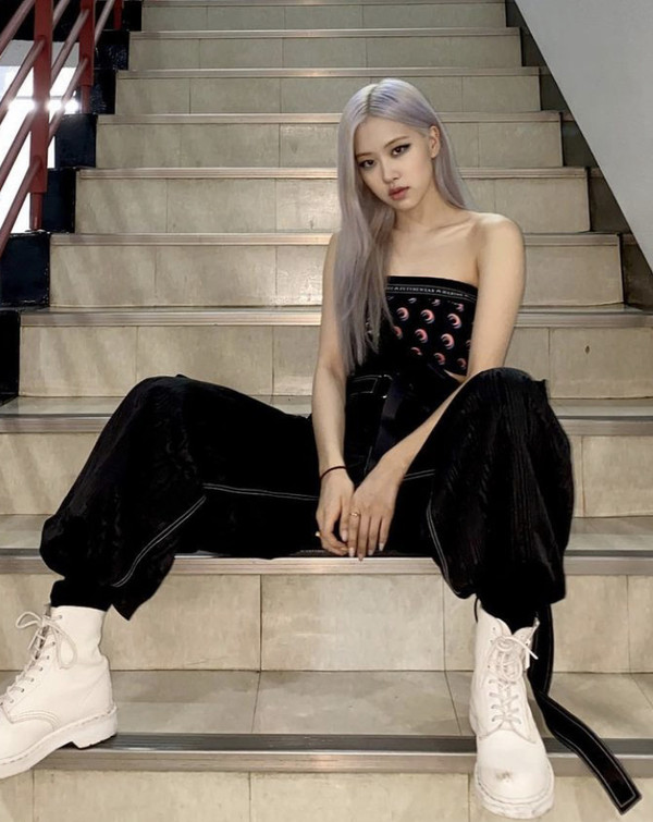 盘点blackpink又丑又贵衣服,盘点blackpink的贵衣服