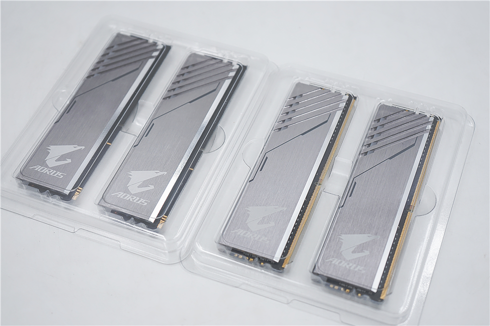 追风者217xe可以装几个硬盘,追风者pk217xe风道解析