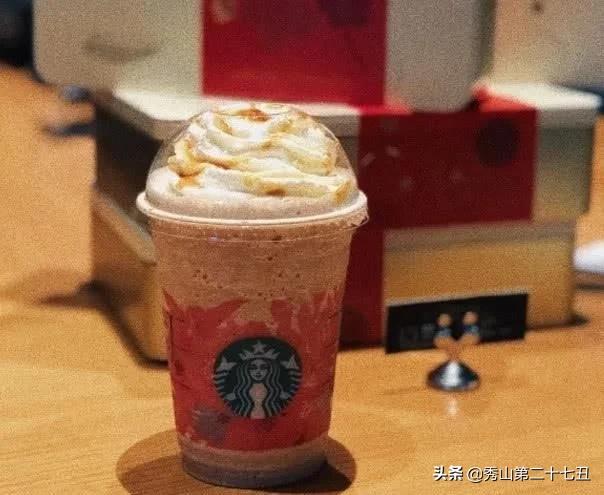 公认“最受追捧”的4款奶茶，一点点落榜，图三只有00后才喝