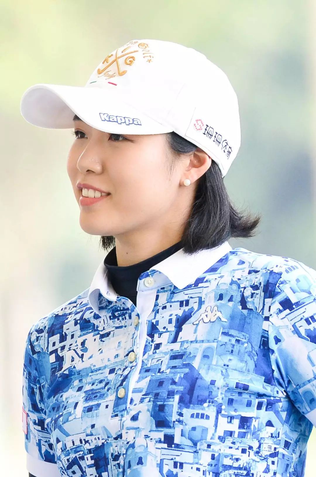 中日混血职业高球美少女冈村优爱上冯珊珊学院的一万个理由