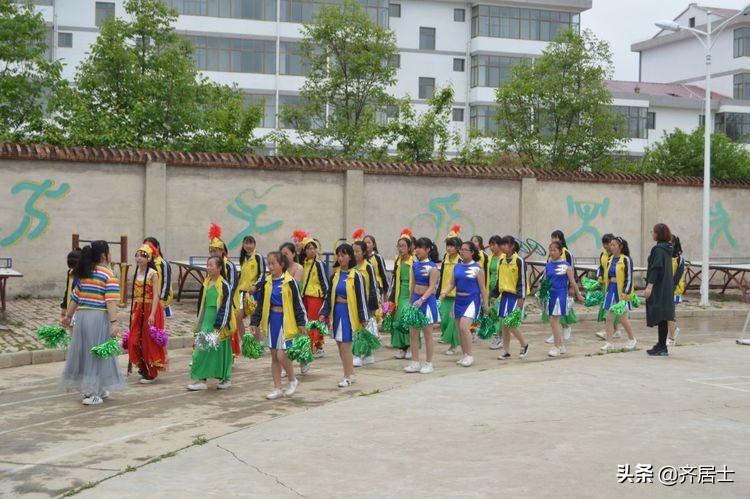 杩愬姩鍋ュ効鏄捐韩鎵嬫椂浠i獎瀛愮珵椋庢祦,杩愬姩鍋ュ効璧涘嚭椋庨噰璧涘嚭鎷兼悘