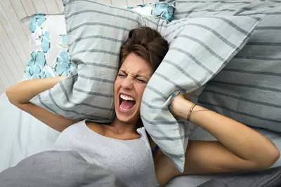 总是失眠教你一招快速入睡,失眠怎么快速入睡催眠引导