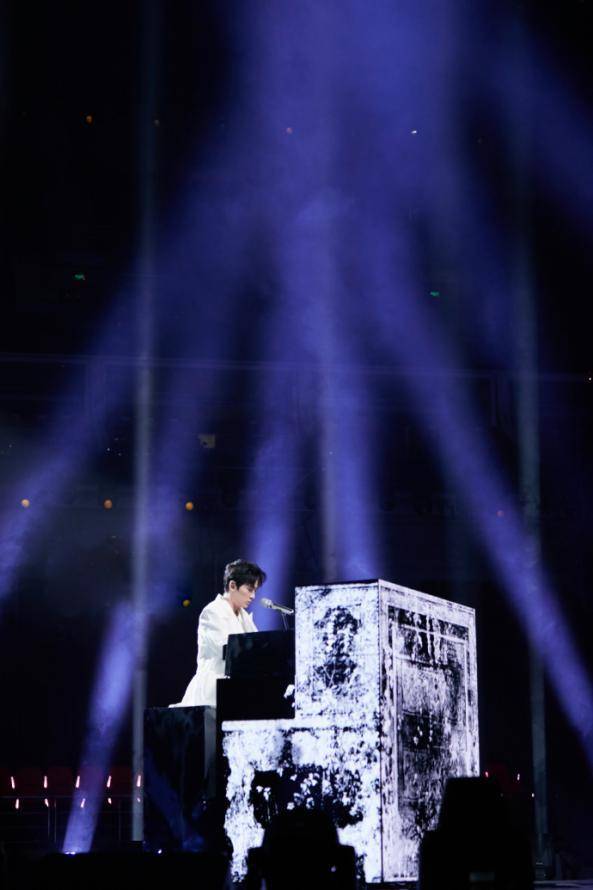 薛之谦朱一龙白宇,薛之谦歌词难唱